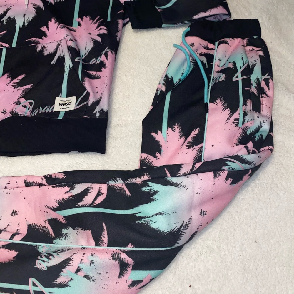 Paradise Lost 2 piece jogger set with hoodie. Pink palm trees. - Picture 3 of 7